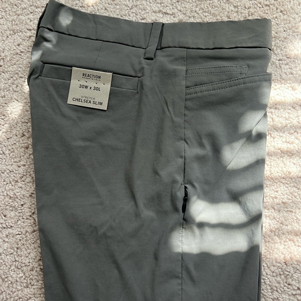 NWT Reaction Kenneth Cole. Gray men jeans